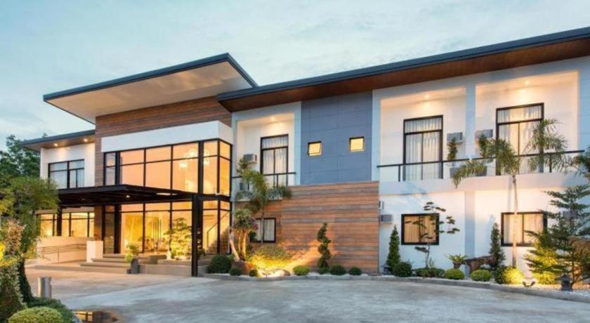 Venue 88 Hotel General Santos City Exterior photo